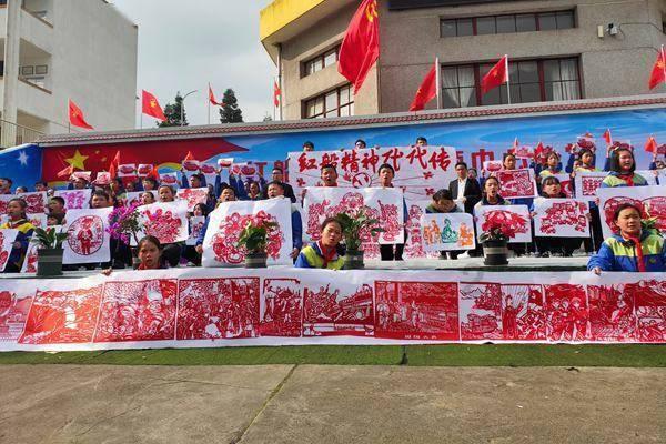 去男方家里要注意一些什么细节呢？游戏画面