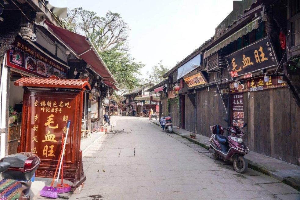 新闻追踪|保险公司将预付18万元医疗费作为预付的保险金